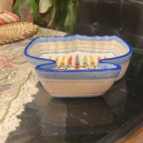 Aviv Judaica Colorful Plat for Chanukkah size 6x7 - Picture 2 of 7